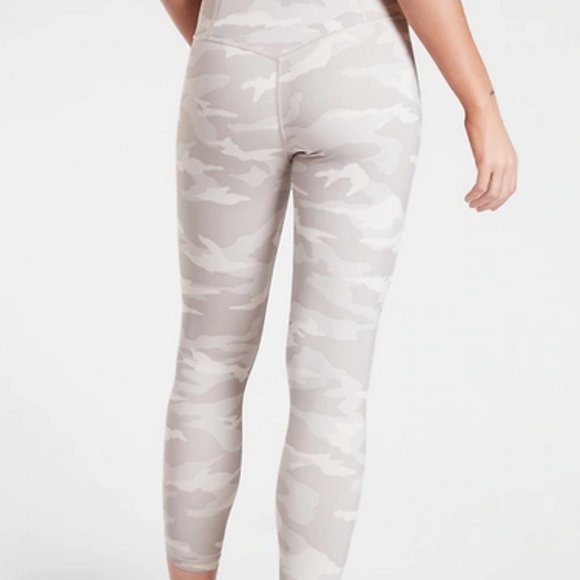 Athlete Elation Camo 7/8 Tights - Picture 13 of 13